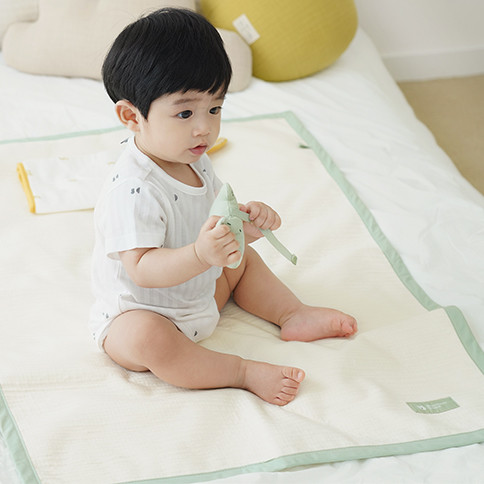 Bamboo Animal Cotton Reversible Baby Waterproof Pad