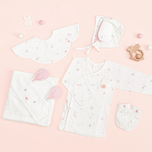 Bamboo Flower Baby Layette Set_Bunny<br/>(Side Snap Shirt, Swaddle Blanket, Mittens, Cap, Bib)