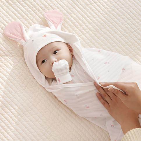 Bamboo Flower Baby Layette Set_Bunny<br/>(Side Snap Shirt, Swaddle Blanket, Mittens, Cap, Bib)