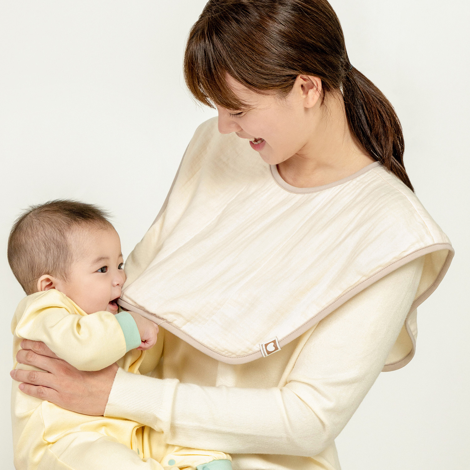 Bamboo Mommy & Me Cape Style Burp Cloth