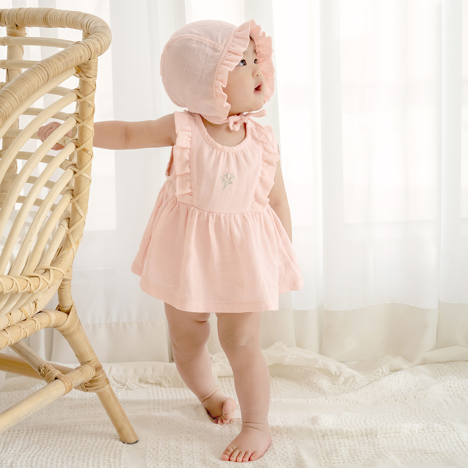Bamboo Crinkle Gauze Creamy Flower Baby Bodysuit Dress