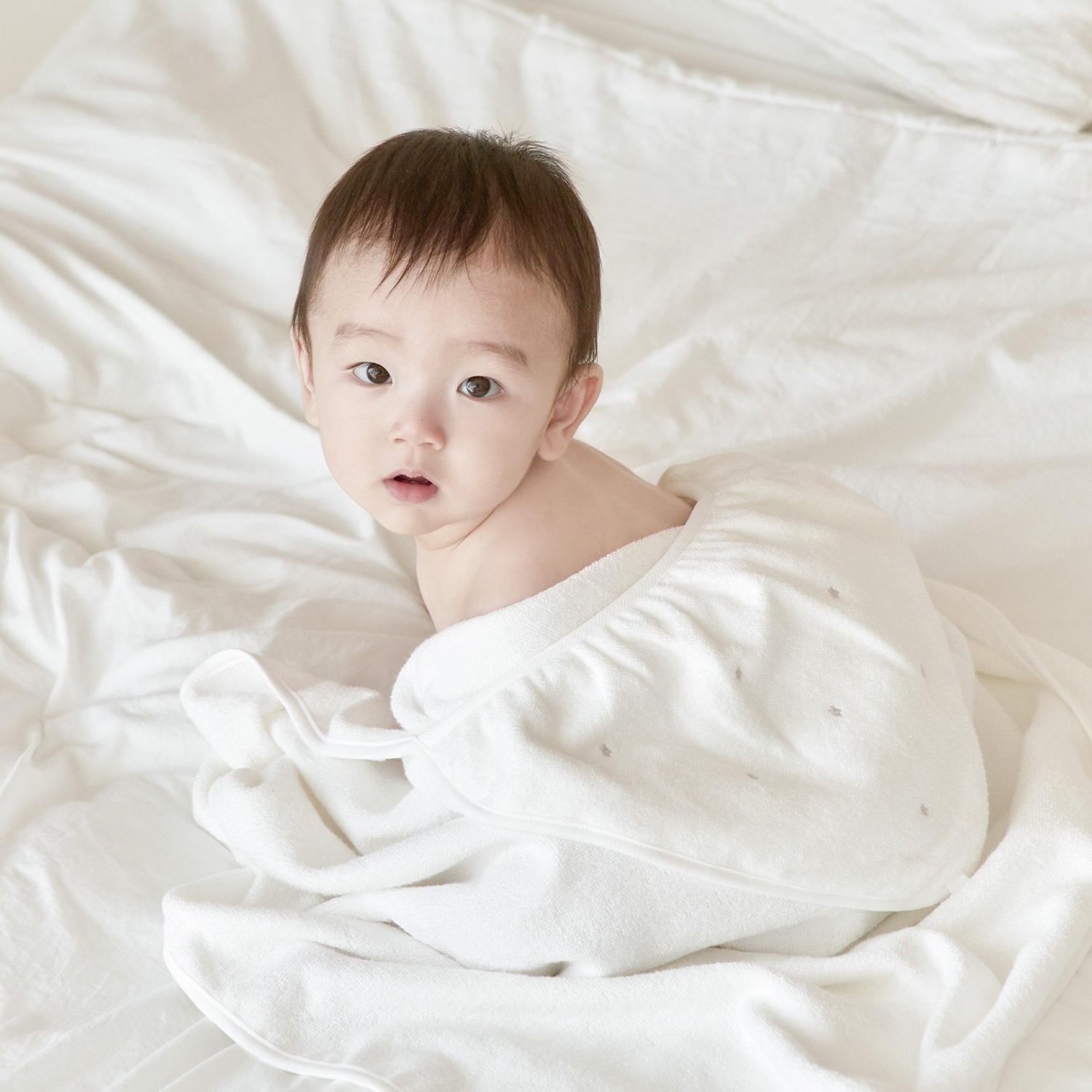 <font color=#3a7eba><b>[임산부의 날]</b></font></br>밤부 테리 후드 타올</br>증정: 세븐 아기 세탁세제_제로 1L 본품 1개