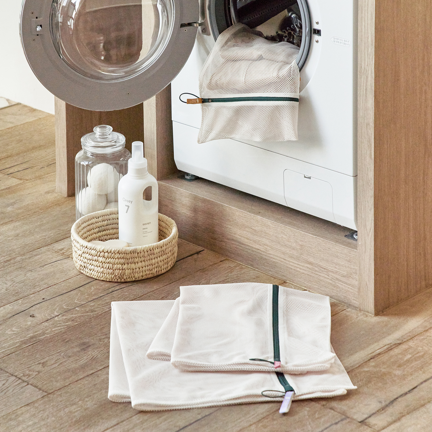 Pure Beige Non-Fluorescent Laundry Net(Square M)