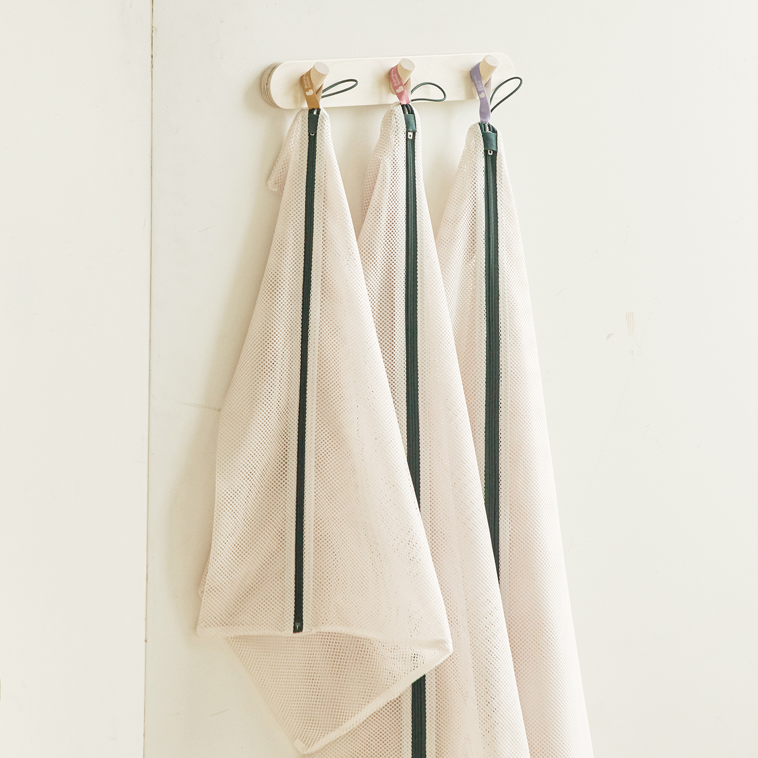 Pure Beige Non-Fluorescent Laundry Net(Square L)