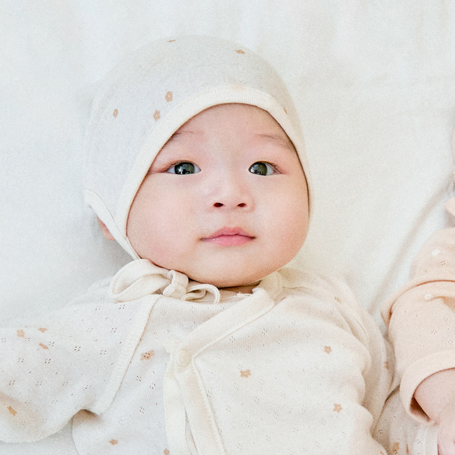 <font color=#3a7eba><b>[2개 이상 구매시 사은품 증정]</b></font></br>아기 꽃 아기모자