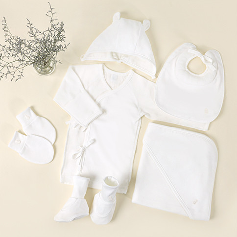 White Cream Baby Layette Gift Set_5pcs [Baby shirt + Swaddle + Cap + bib + Mittens]