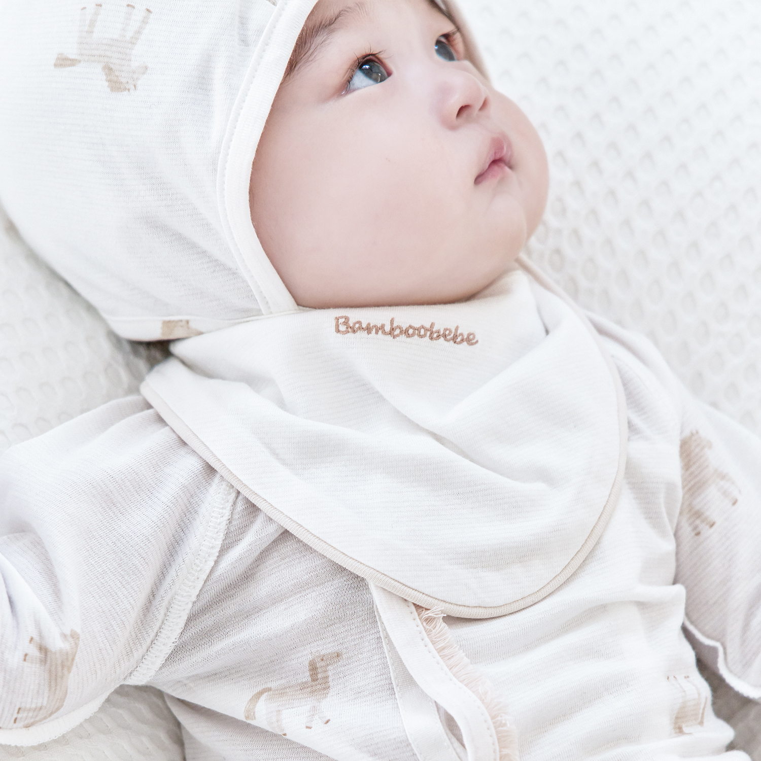 <font color=#3a7eba><b>[예약구매 9/8 순차출고]</b></font></br>부드러운 말랑이 턱받이